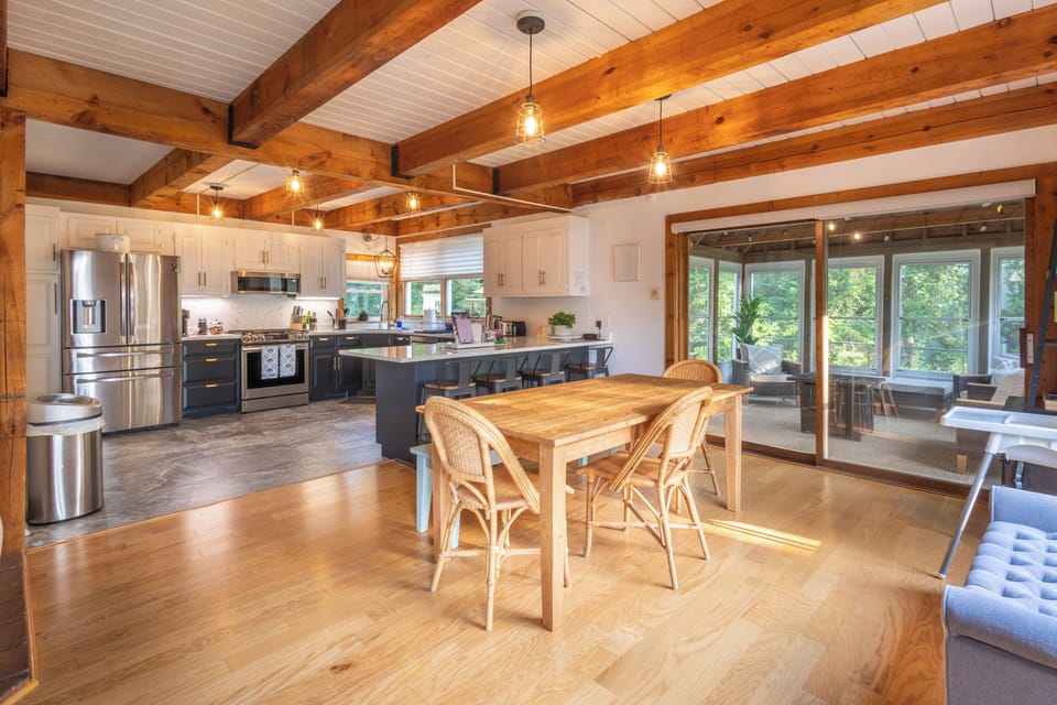 Dining Area | Dishes & Flatware Provided | High Chair