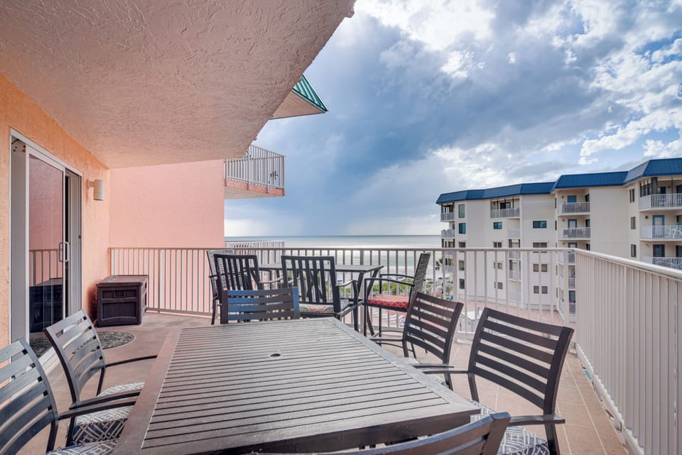 Private Balcony | Outdoor Dining Area | Ocean Views