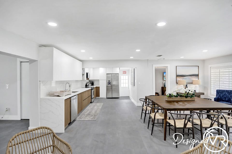 House (6 Bedrooms) | Private kitchen | Microwave, stovetop, dishwasher, highchair