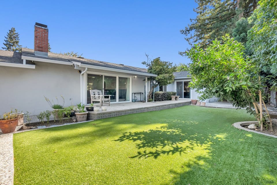 Large and very private backyard