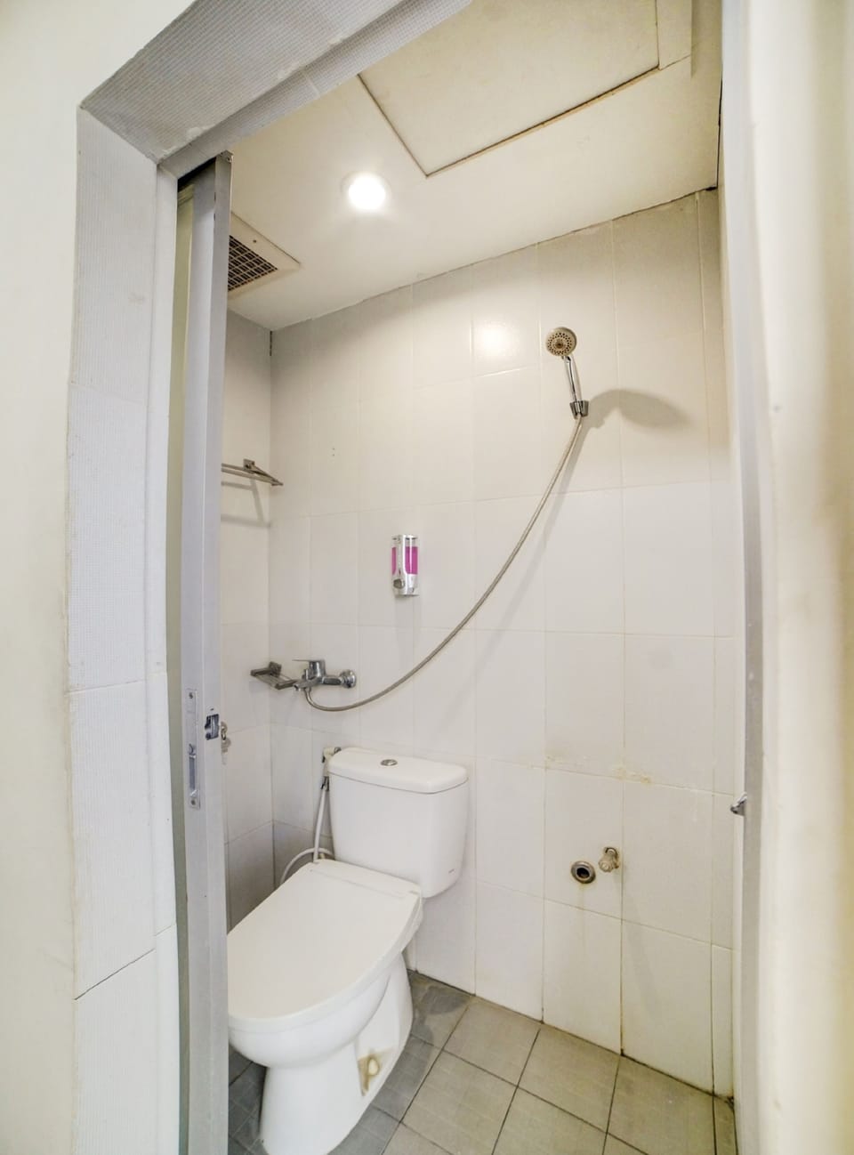Hotel O Wesly House Hotel in Indonesia