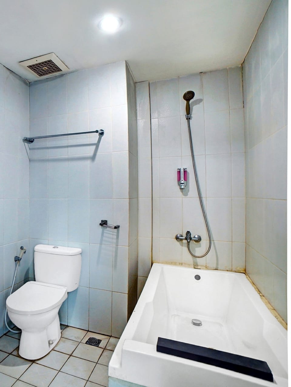 Hotel O Wesly House Hotel in Indonesia