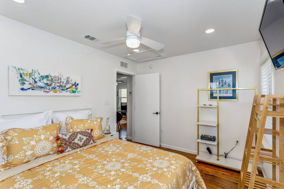 Comfortable and cozy bedroom for catching Z's