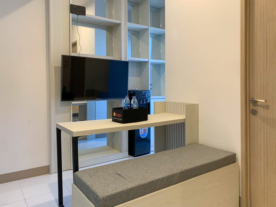 Apartment, 2 Bedrooms | Living area