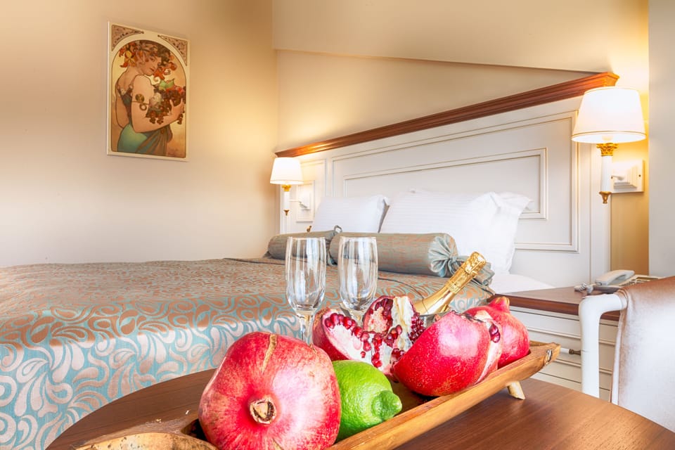 Superior Room (French Balcony) | Room amenity