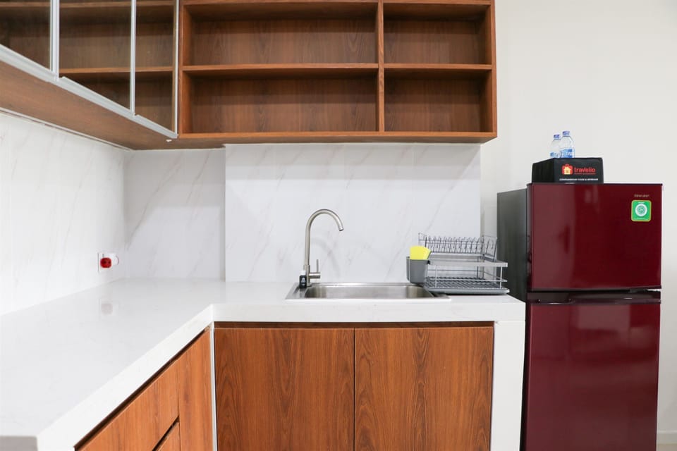 Apartment, 2 Bedrooms | Private kitchen | Full-size fridge, stovetop