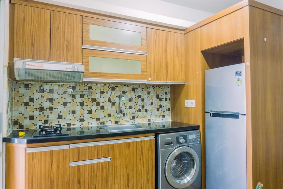 Apartment, 1 Bedroom | Private kitchen | Full-size fridge, stovetop