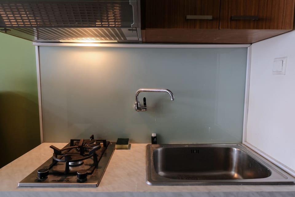 Apartment | Private kitchen | Full-size fridge, stovetop