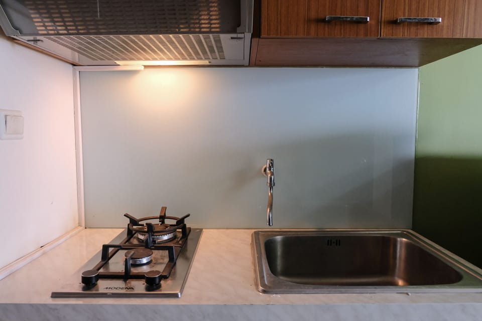 Apartment | Private kitchen | Full-size fridge, stovetop