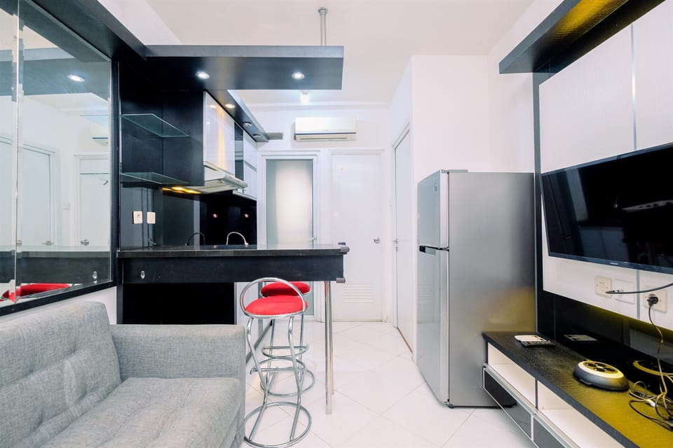 Apartment, 1 Bedroom | Living area