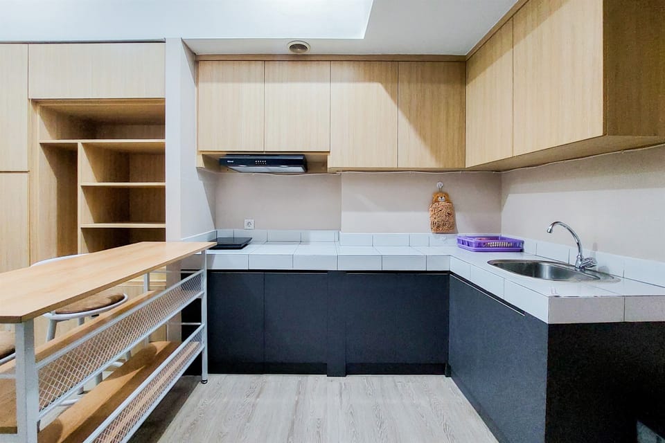 Apartment, 1 Bedroom | Private kitchen | Full-size fridge, stovetop