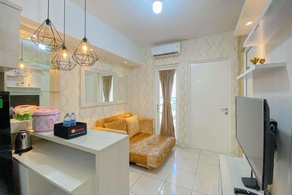 Apartment, 3 Bedrooms | Living area