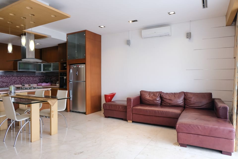 Apartment, 3 Bedrooms | Living area