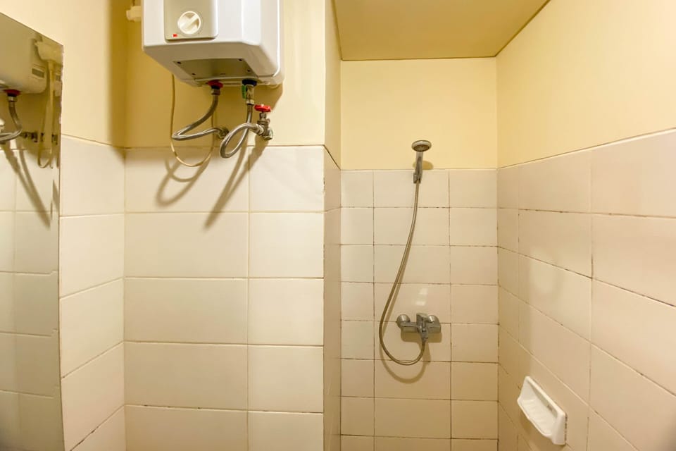 Cozy Stay And Tidy Studio Apartment Woodland Park Residence Apartment in South Jakarta City