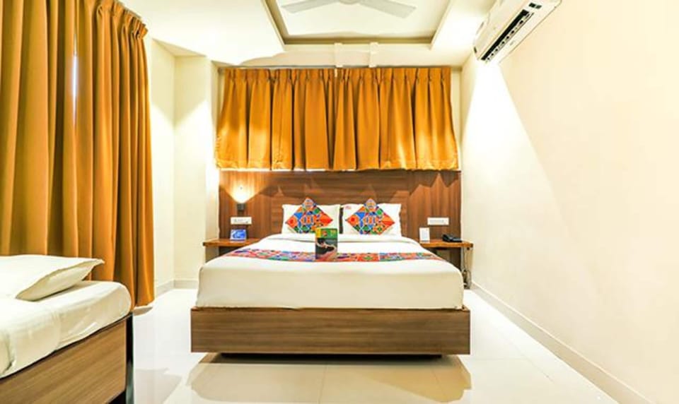 Executive Room | Egyptian cotton sheets, premium bedding, in-room safe, soundproofing