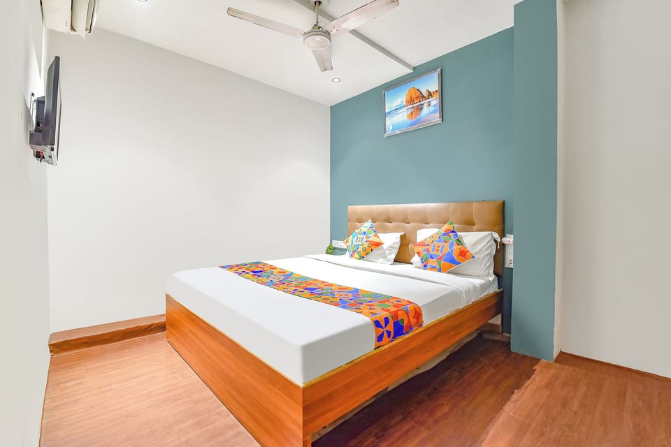 Deluxe Room | Egyptian cotton sheets, premium bedding, in-room safe, free WiFi
