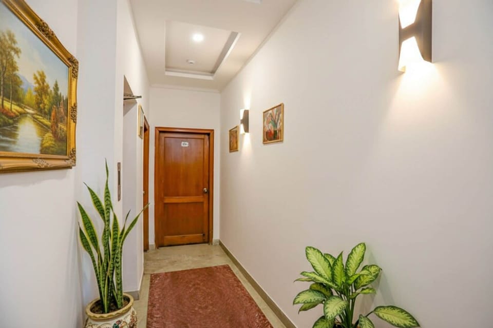 FabExpress Primero MGF Hotel in Gurugram