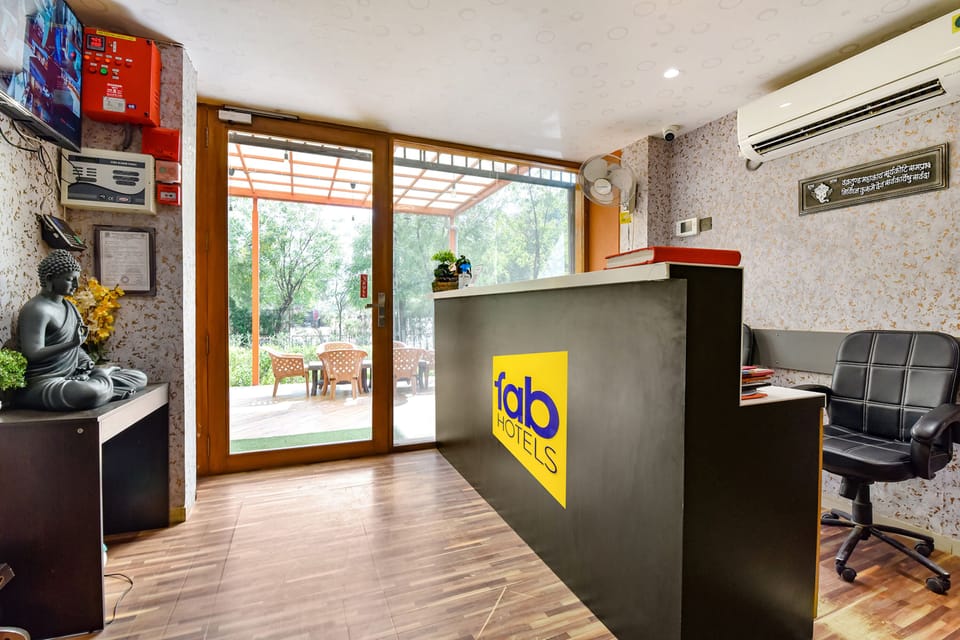FabHotel Siddharth Corporate Hotel in Gandhinagar