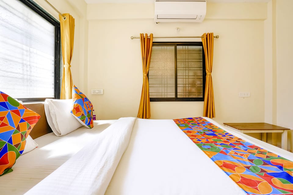 In-room safe, desk, free WiFi, bed sheets