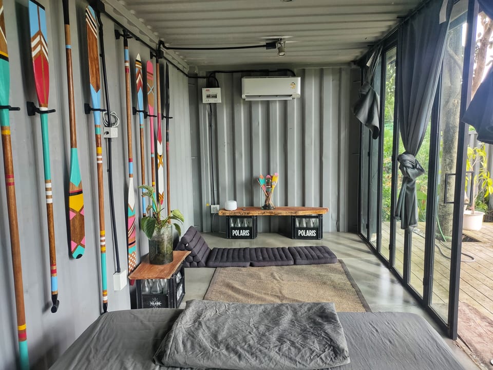 Basic Room, 1 Bedroom, Mountain View, Garden Area | Laptop workspace, bed sheets