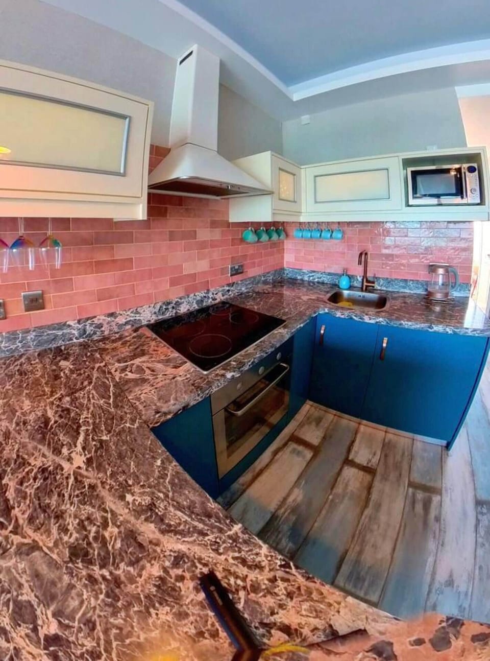 Apartment | Private kitchen | Fridge, microwave, oven, stovetop