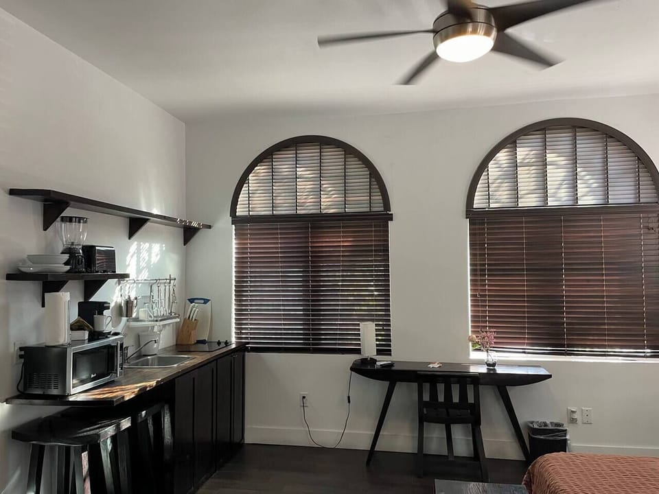 Private kitchenette