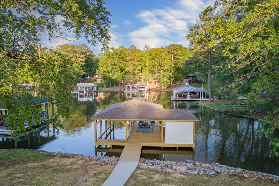 Wide and beautiful cove for your vacation enjoyment