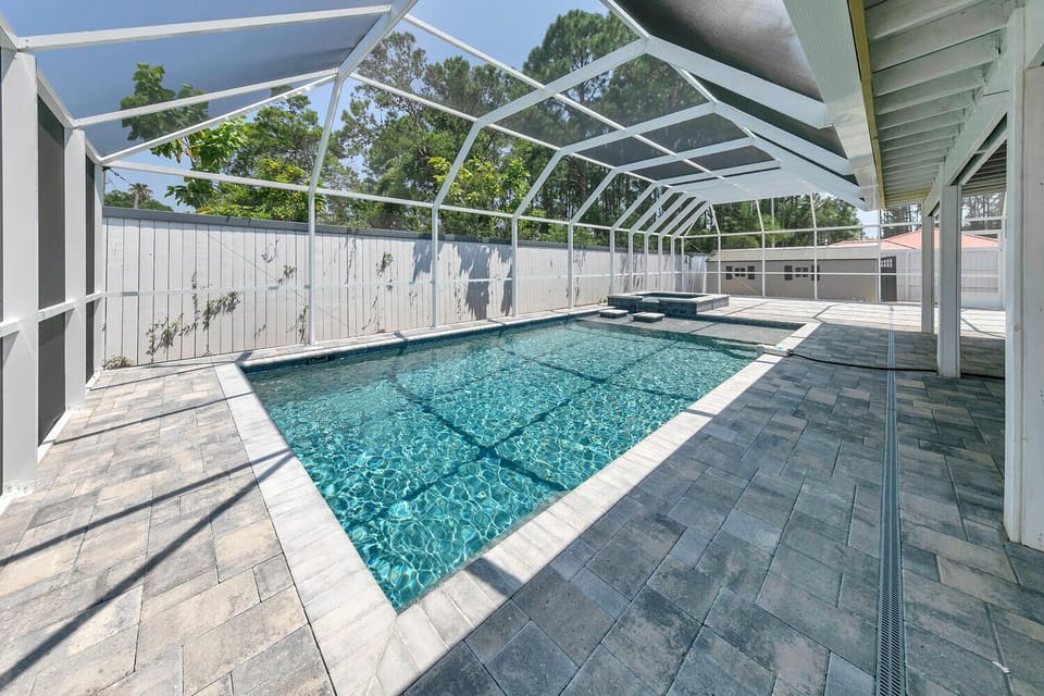 Private pool