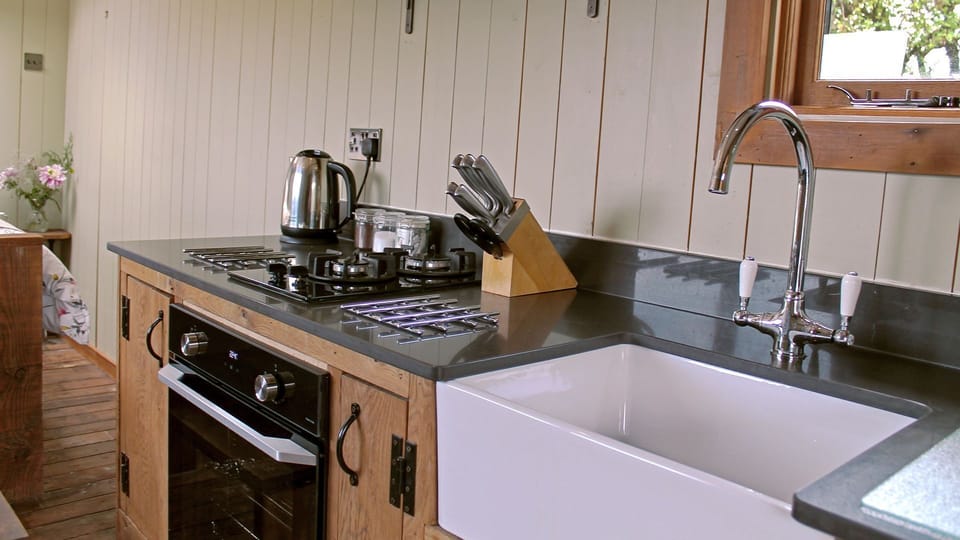 Kitchenette, Bertha, Bolthole Retreats