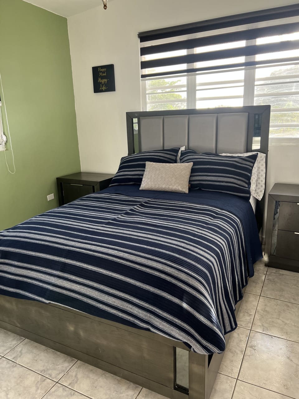 2nd Room 