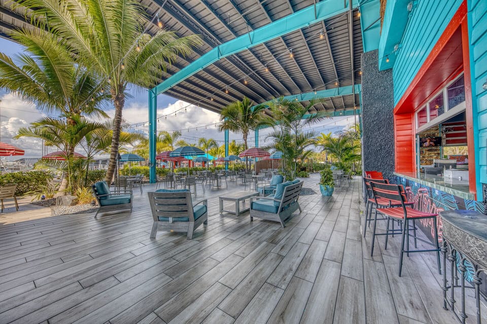 Tiki Docs Restaurant in the neighborhood Marina
