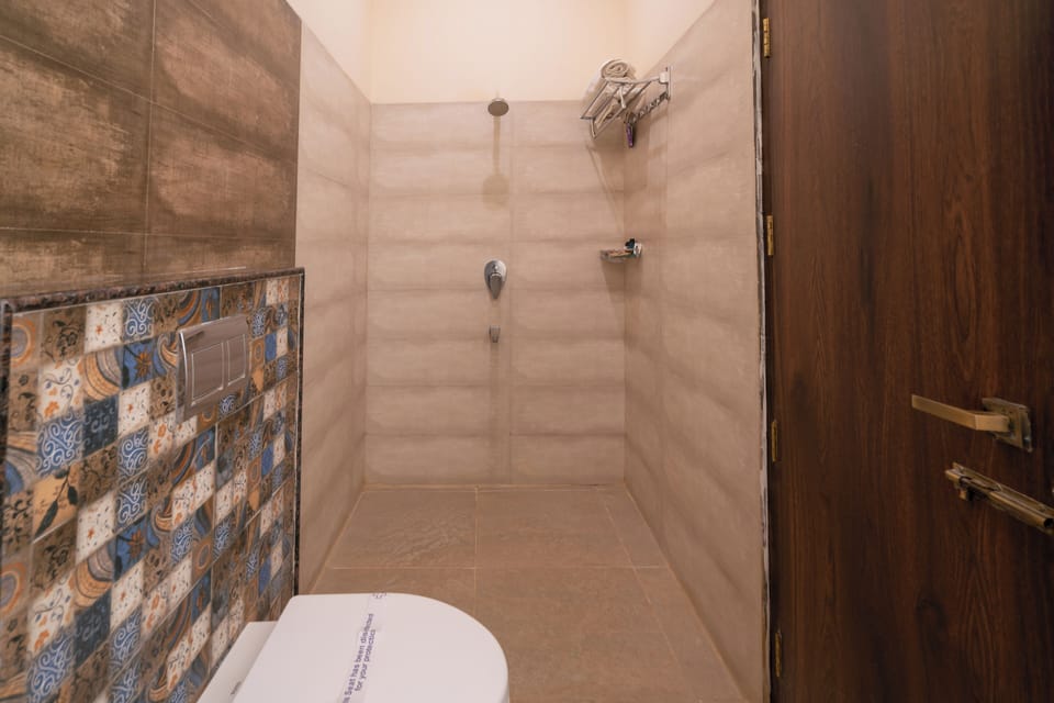THE SURRYA MAX RESIDENCY Hotel in Tamil Nadu