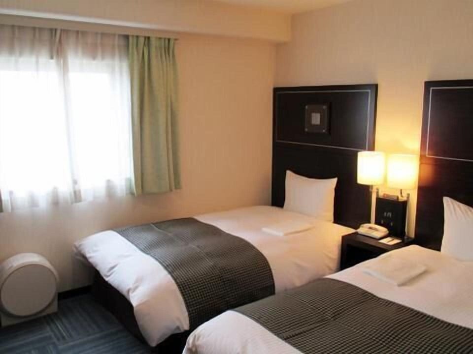 Desk, blackout drapes, iron/ironing board, free WiFi