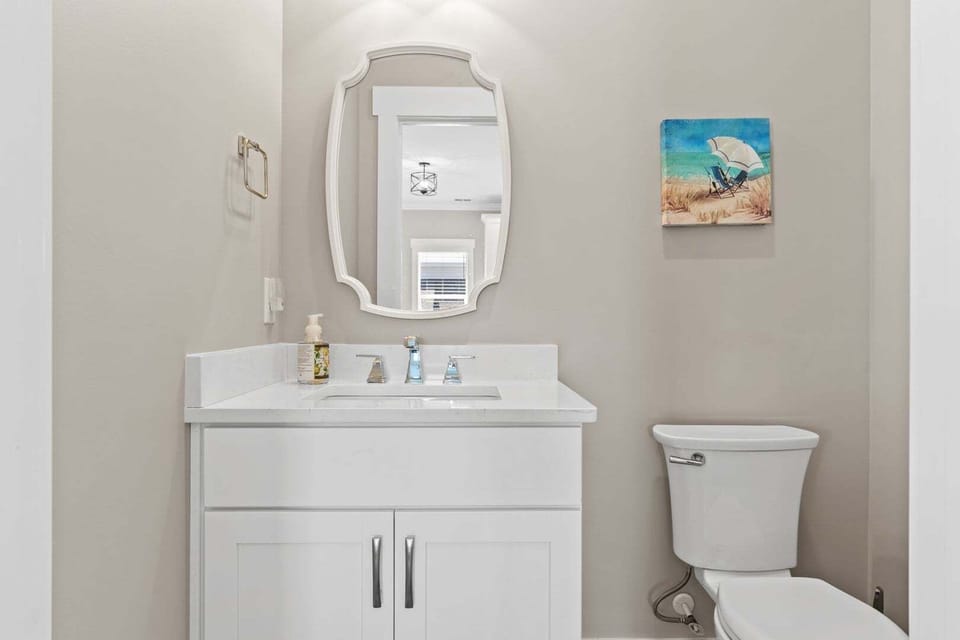 Upper Level Half Bath
