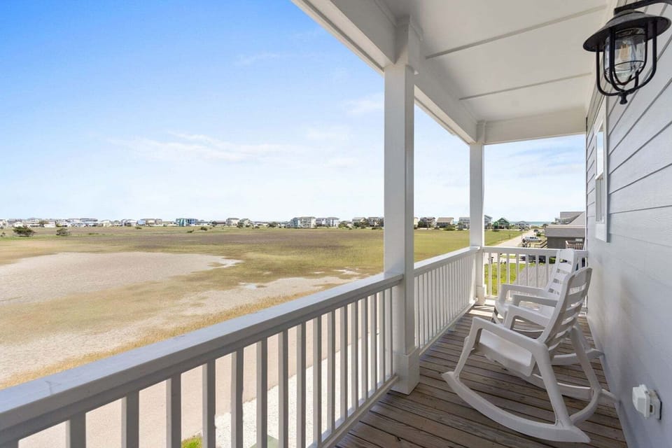 Marsh Side Deck