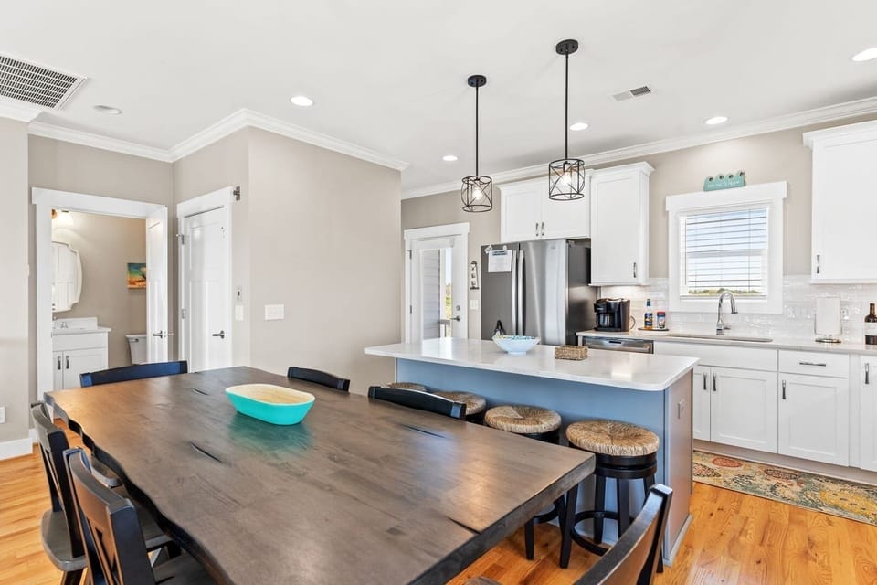 House, 3 Bedrooms | Dining