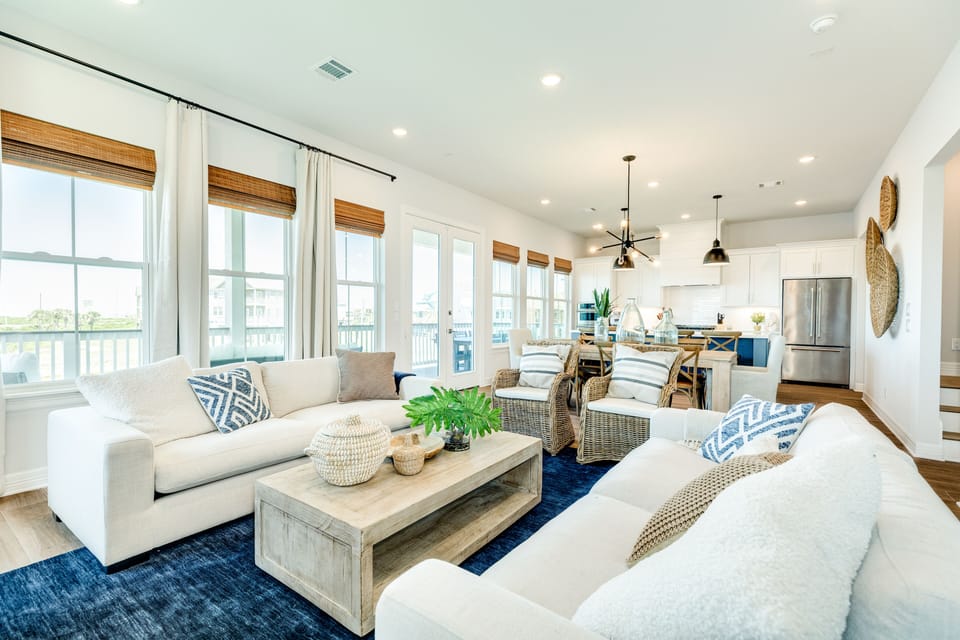 Bright & airy interior spaces with a decorators touch