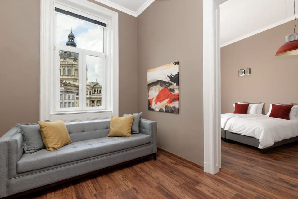 Luxury Apartment | 2 bedrooms, premium bedding, iron/ironing board, cribs (surcharge)