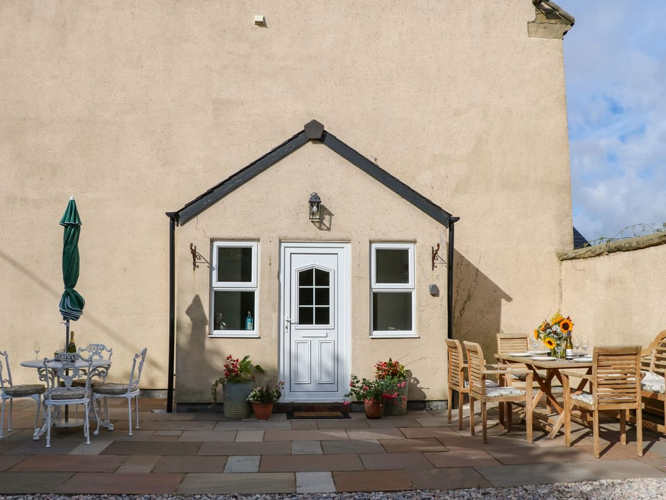 Cottage | Outdoor dining
