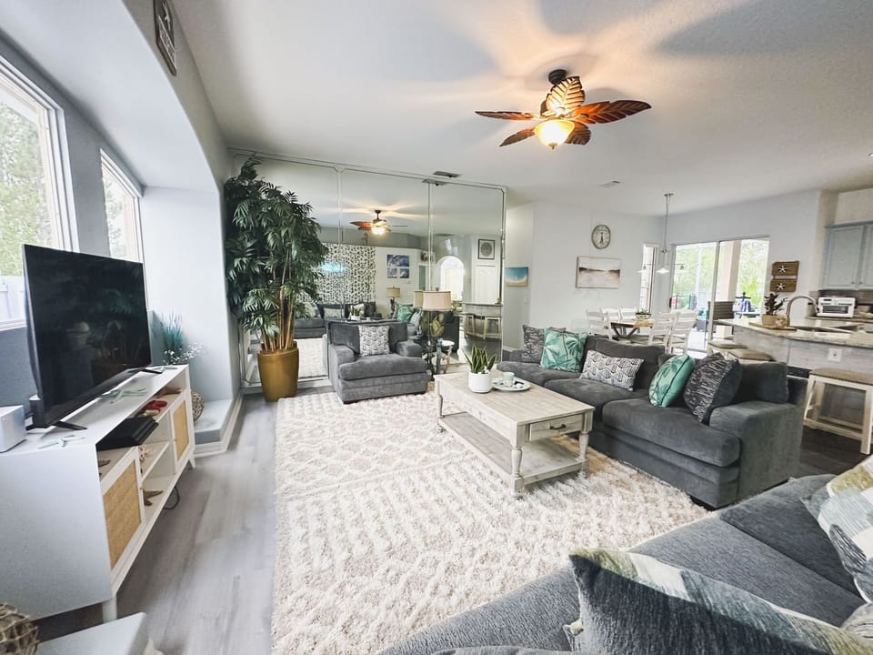 Open concept living room, dining and full kitchen