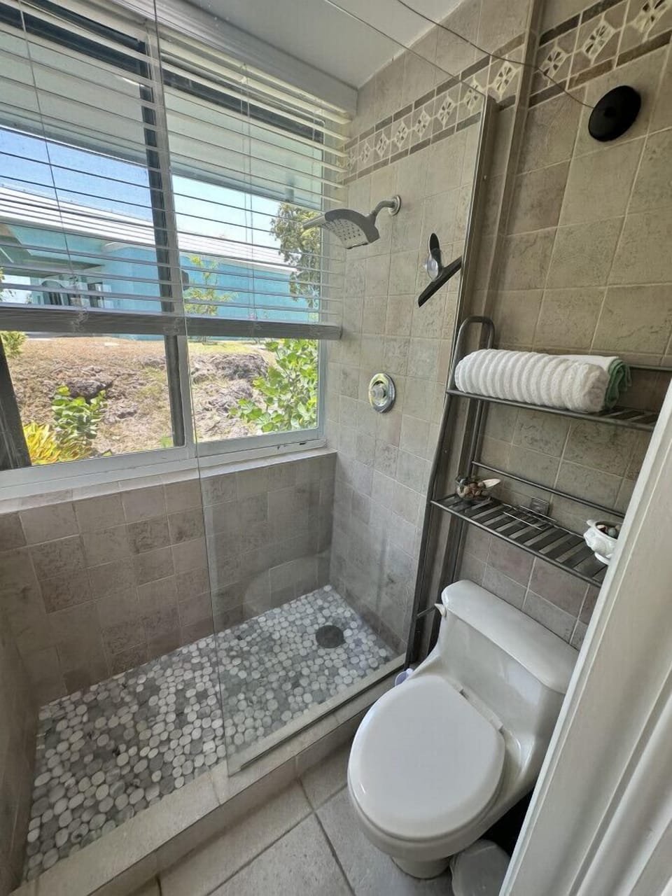 Modern bathroom