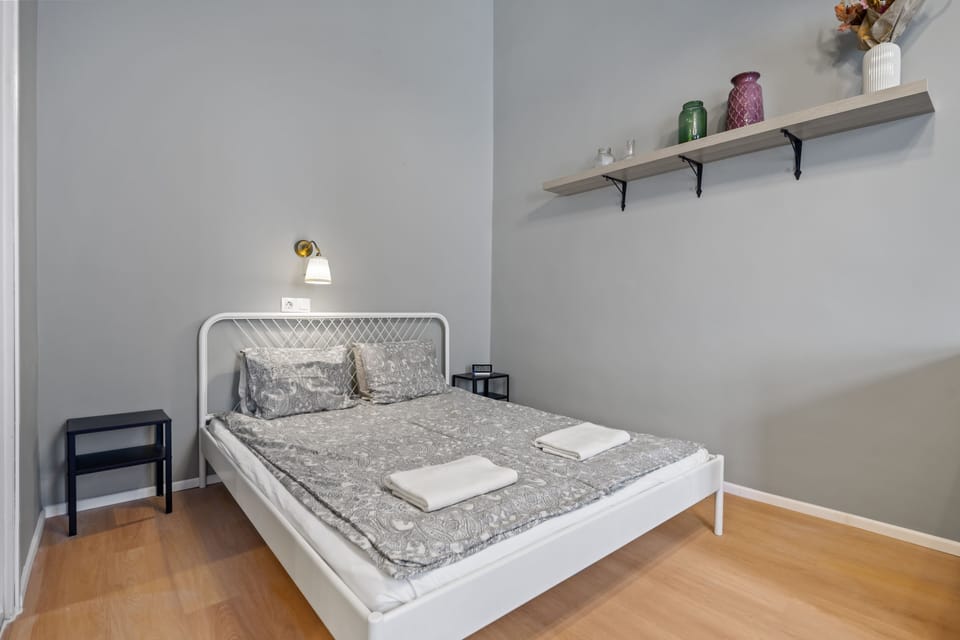 Deluxe Suite | 1 bedroom, iron/ironing board, WiFi (free)