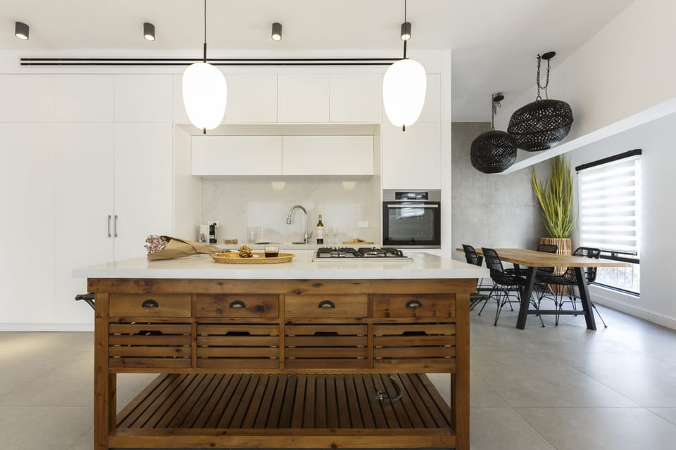 City Apartment, Balcony, City View | Private kitchen | Full-size fridge, microwave, oven, espresso maker