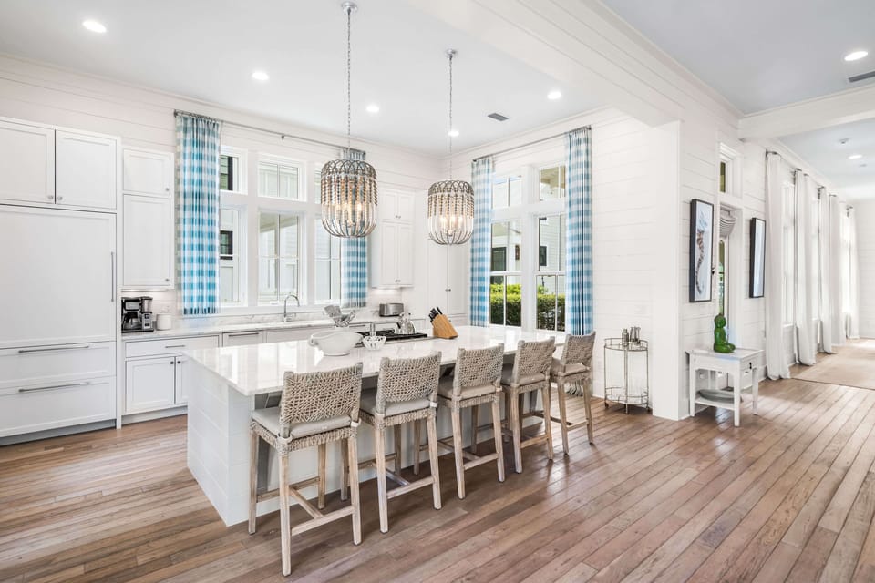 Breakfast Bar seating for 5