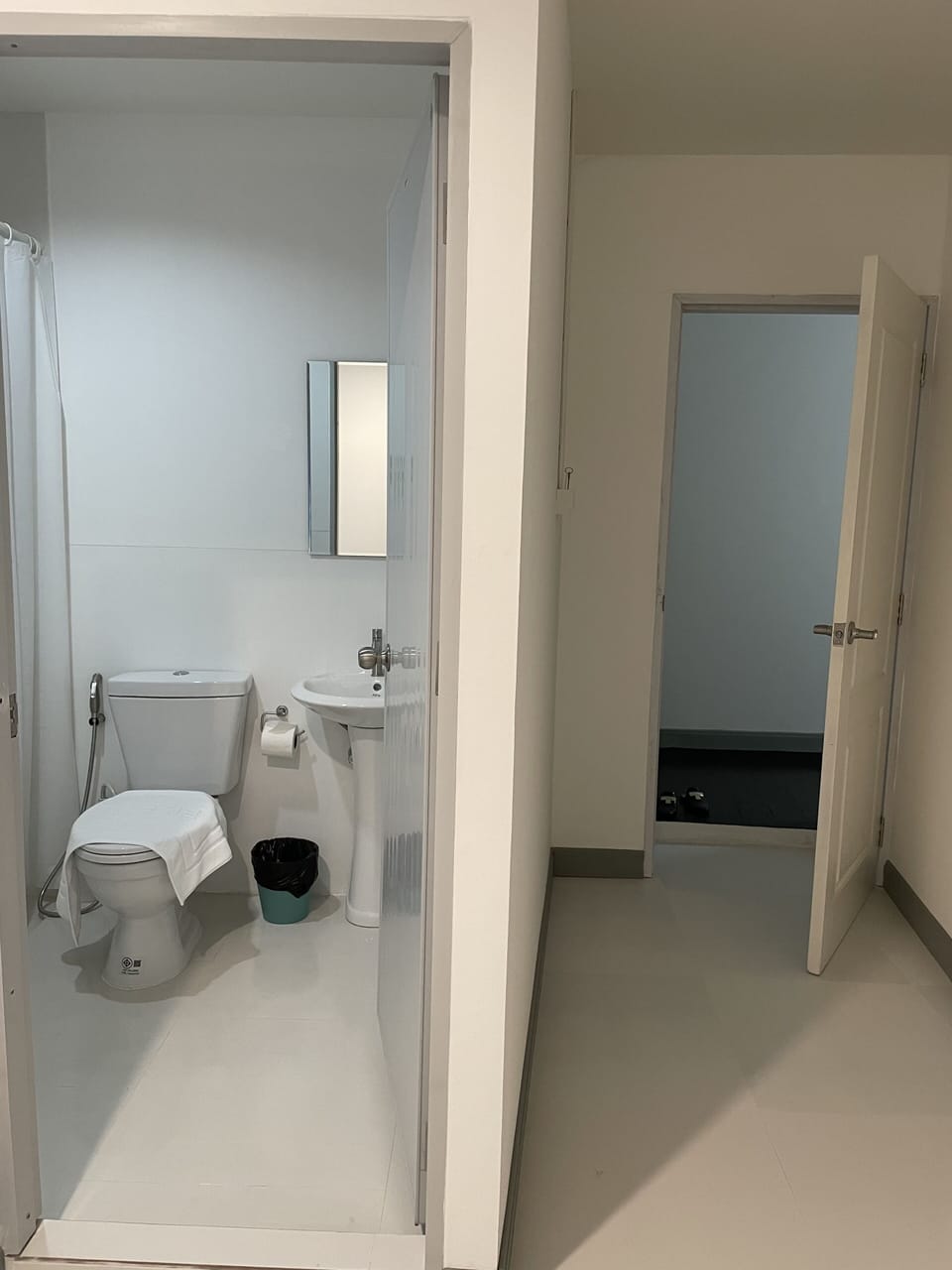 Room | Bathroom | Free toiletries