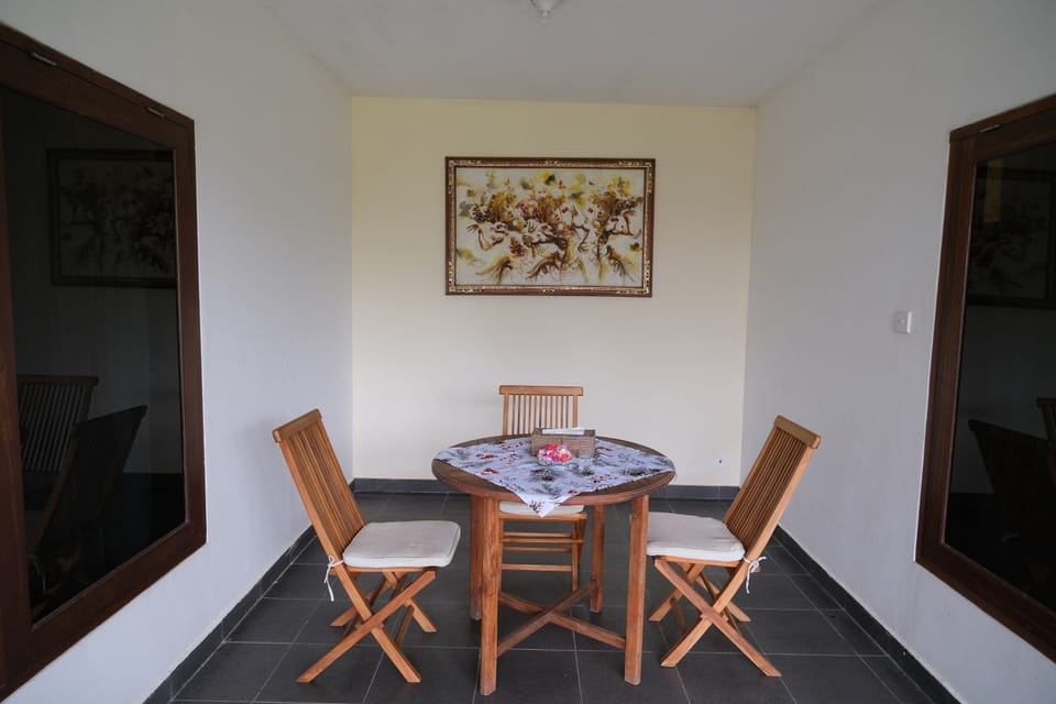 Standard Room | Living area