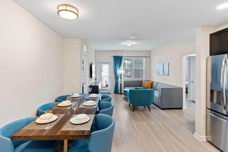 Tastefully Dinning area is a appointed space inviting guests to savor delicious meals - Create lasting memories amidst the sophisticated ambiance of this stylish retreat - Stunning 6 persons dinning - Elegant Space