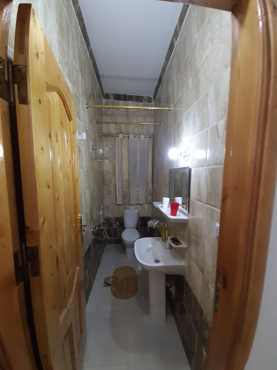 Family Double Room | Bathroom | Shower, hydromassage showerhead, designer toiletries, hair dryer