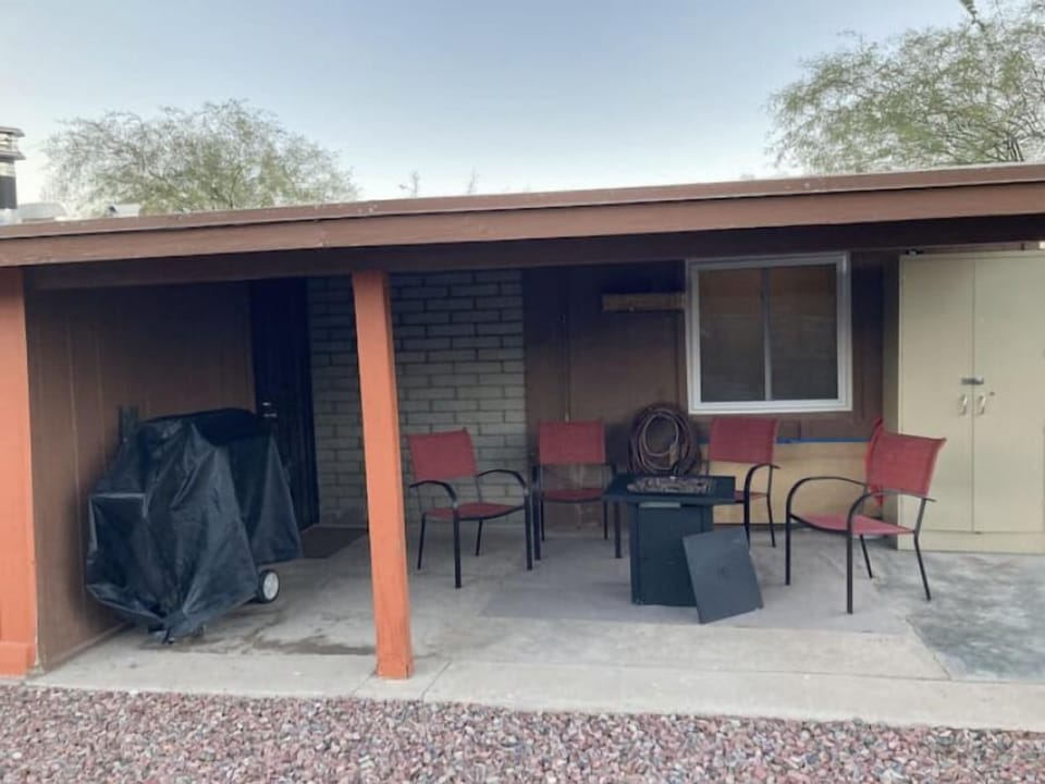 Back right fenced in patio 