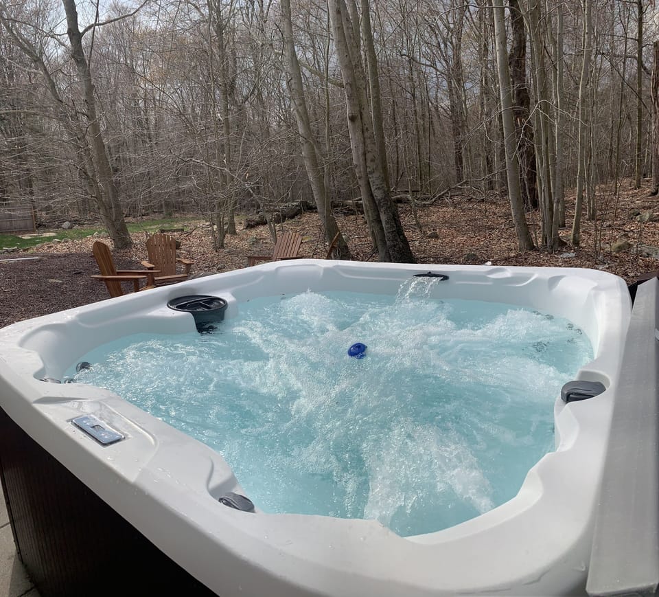 Hot tub for 4 seasons of fun